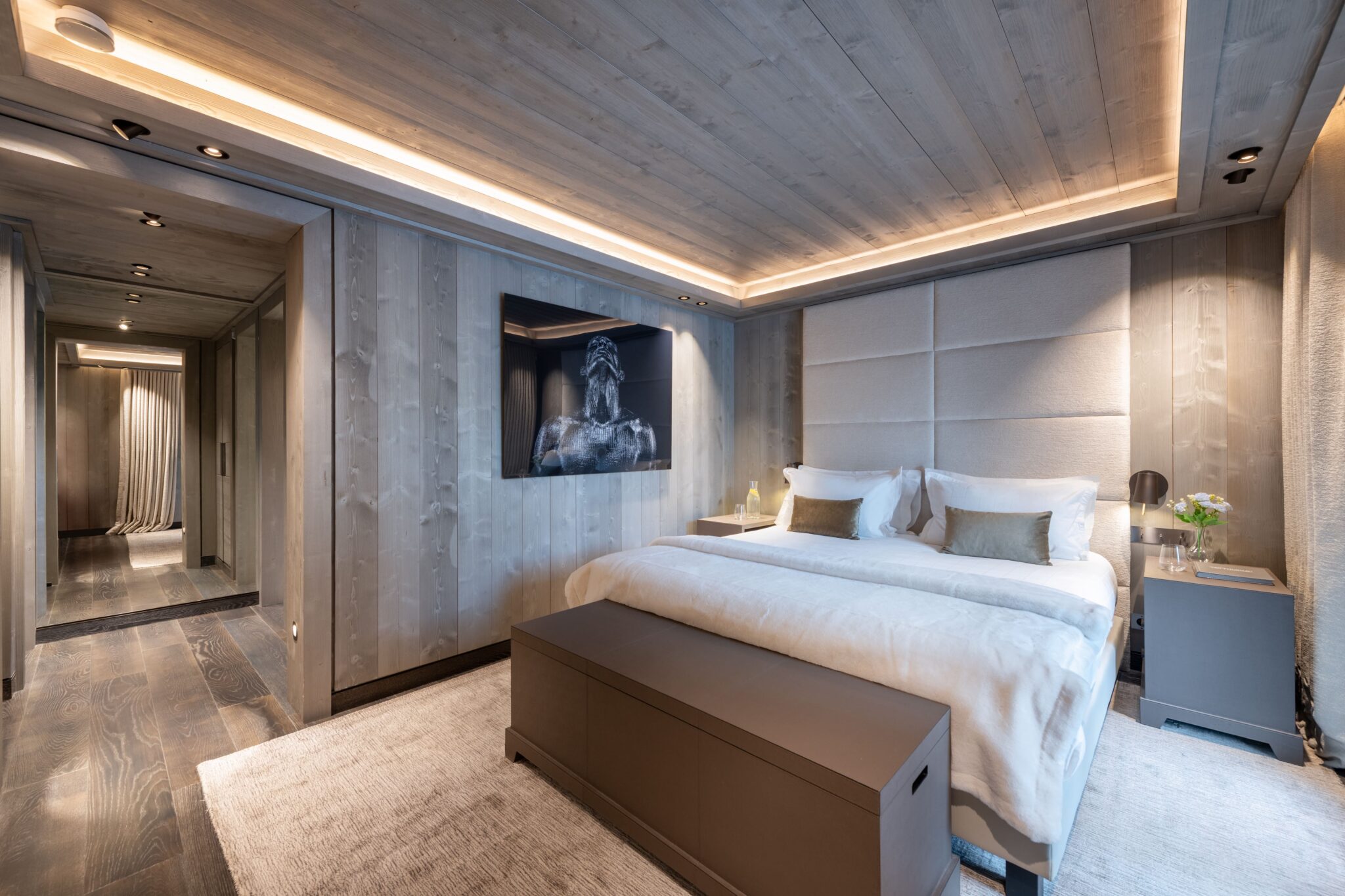 Chalet Crystal