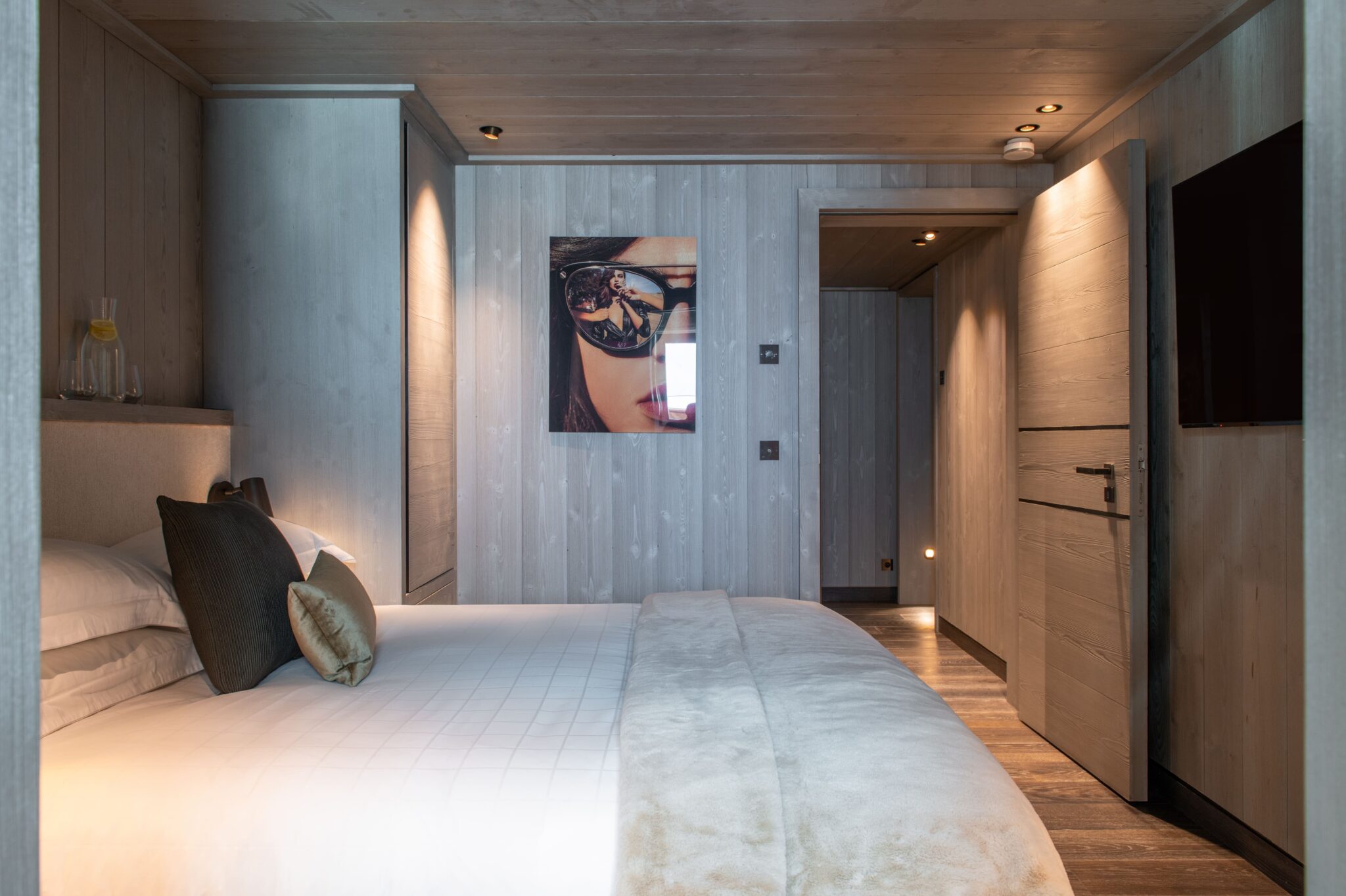 Chalet Crystal