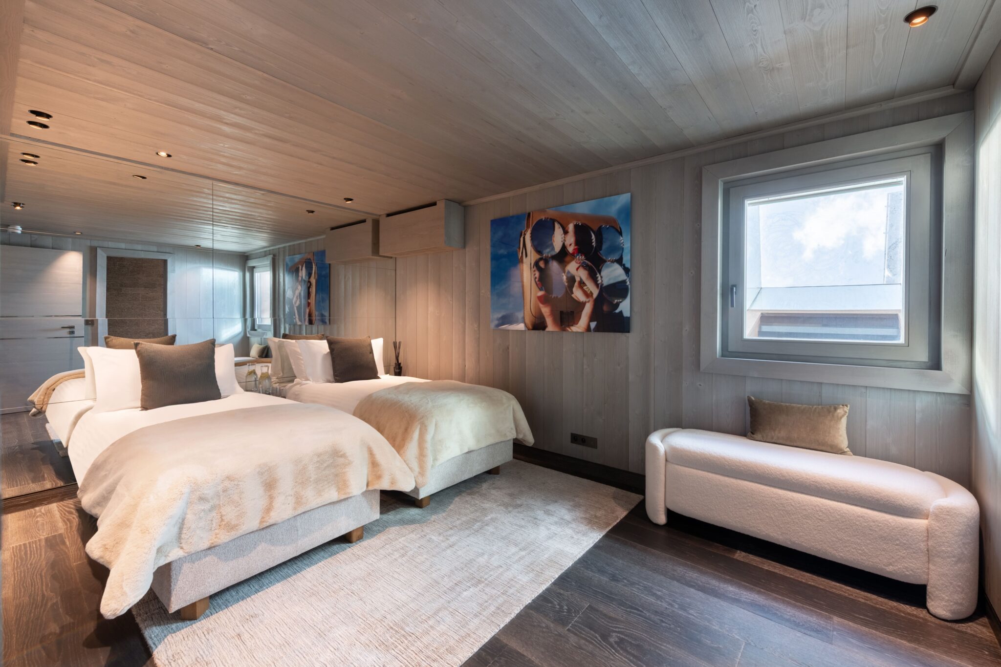 Chalet Crystal
