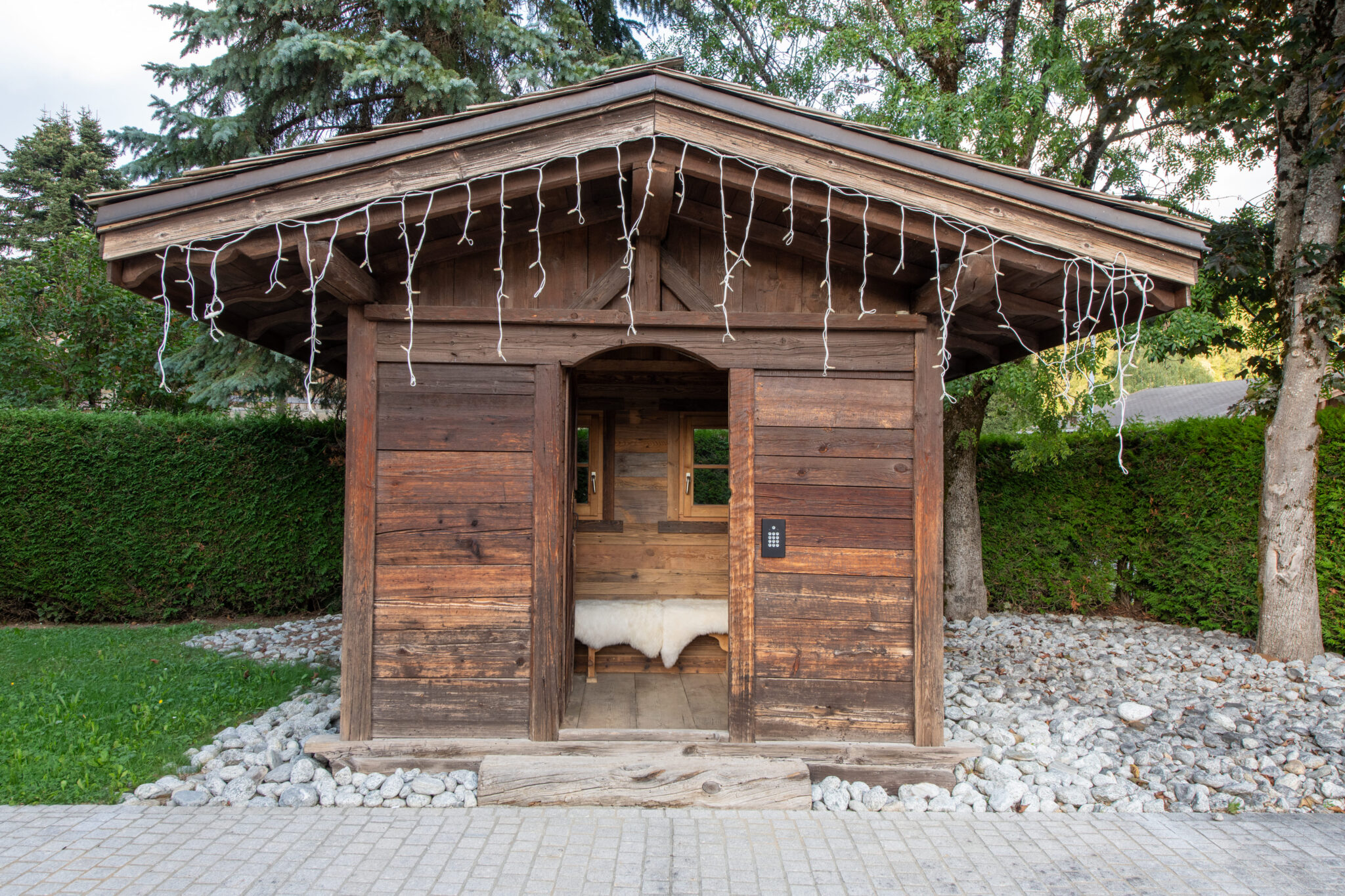 Chalet Crystal