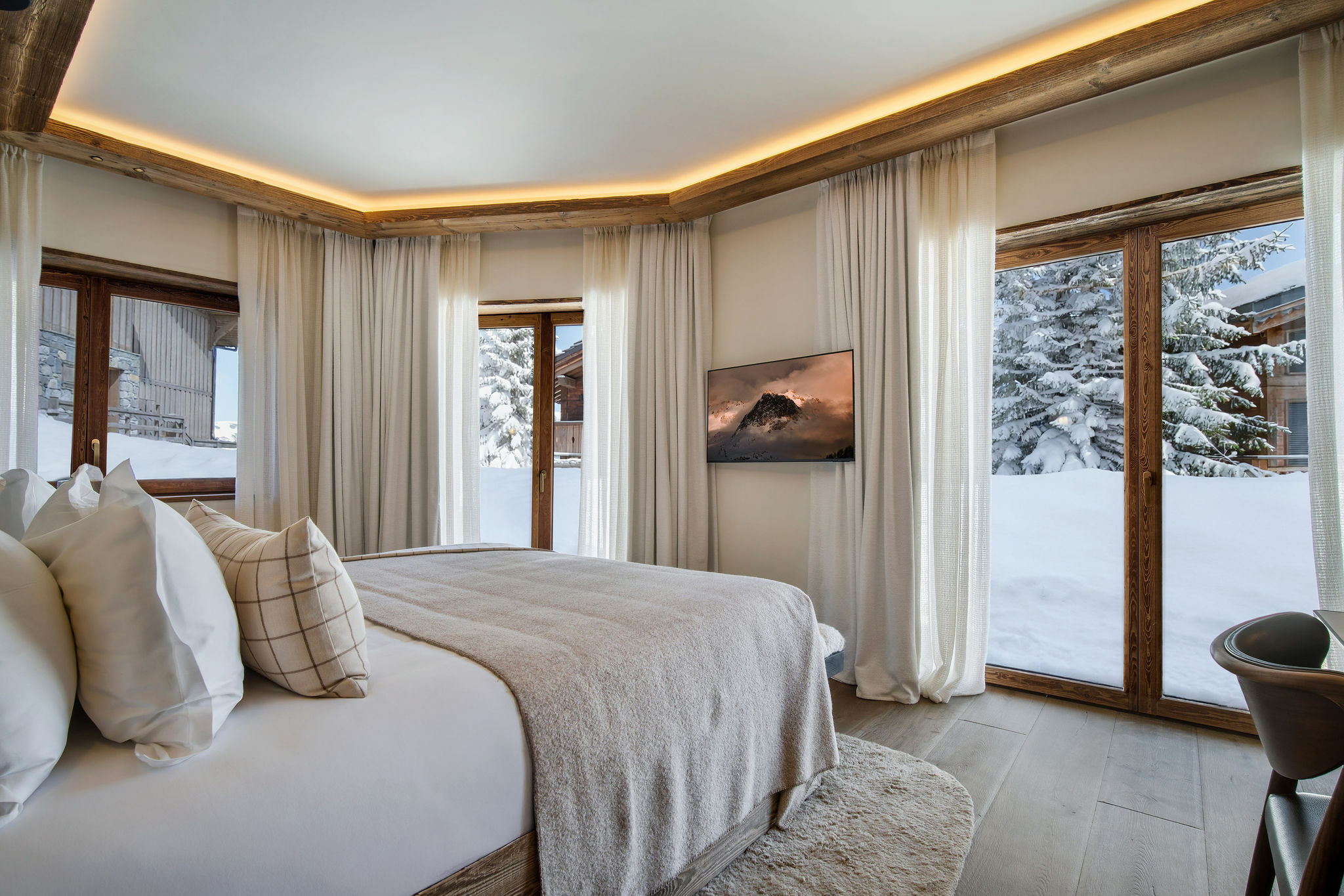 Chalet Moon