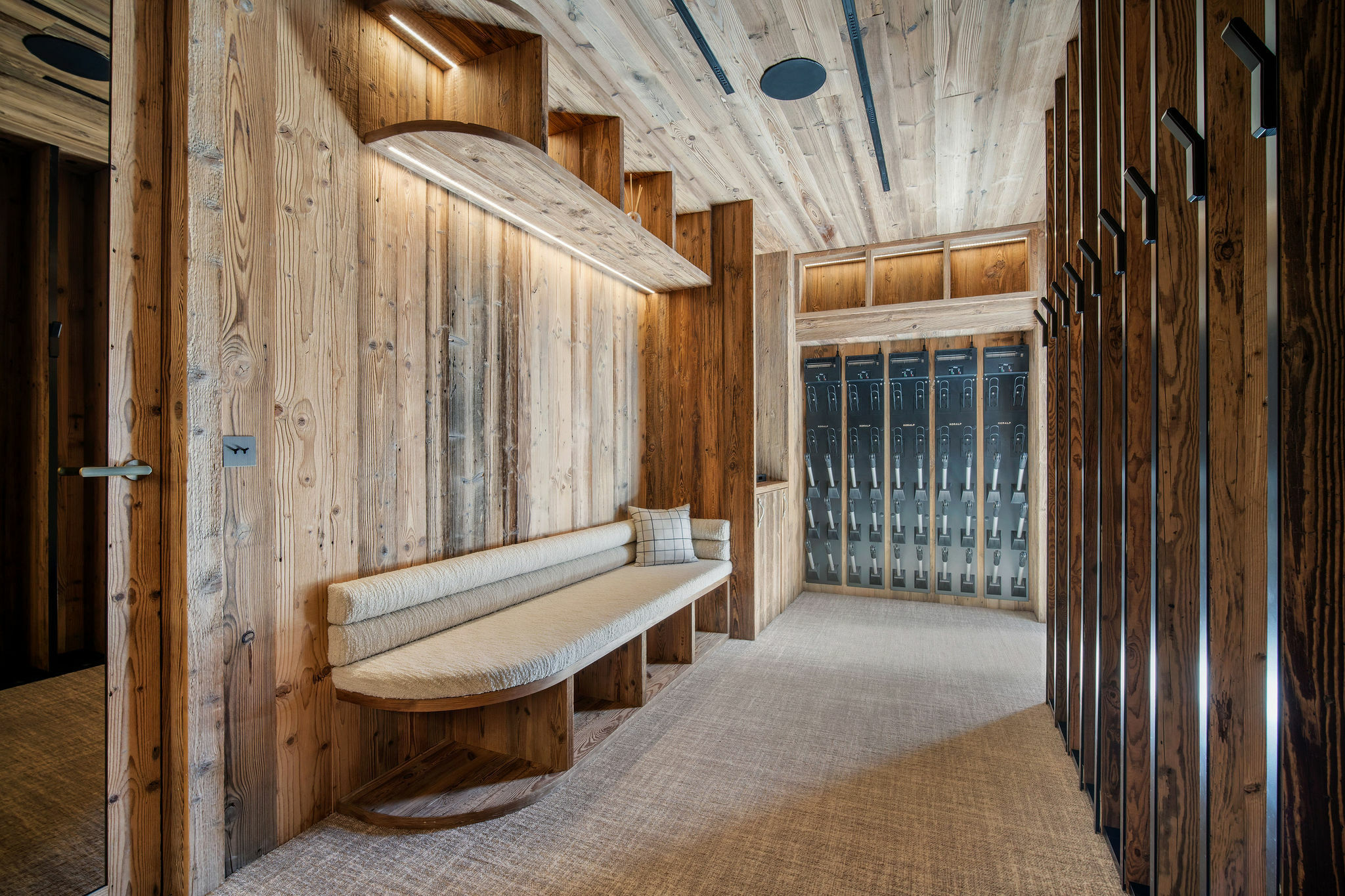 Chalet Moon