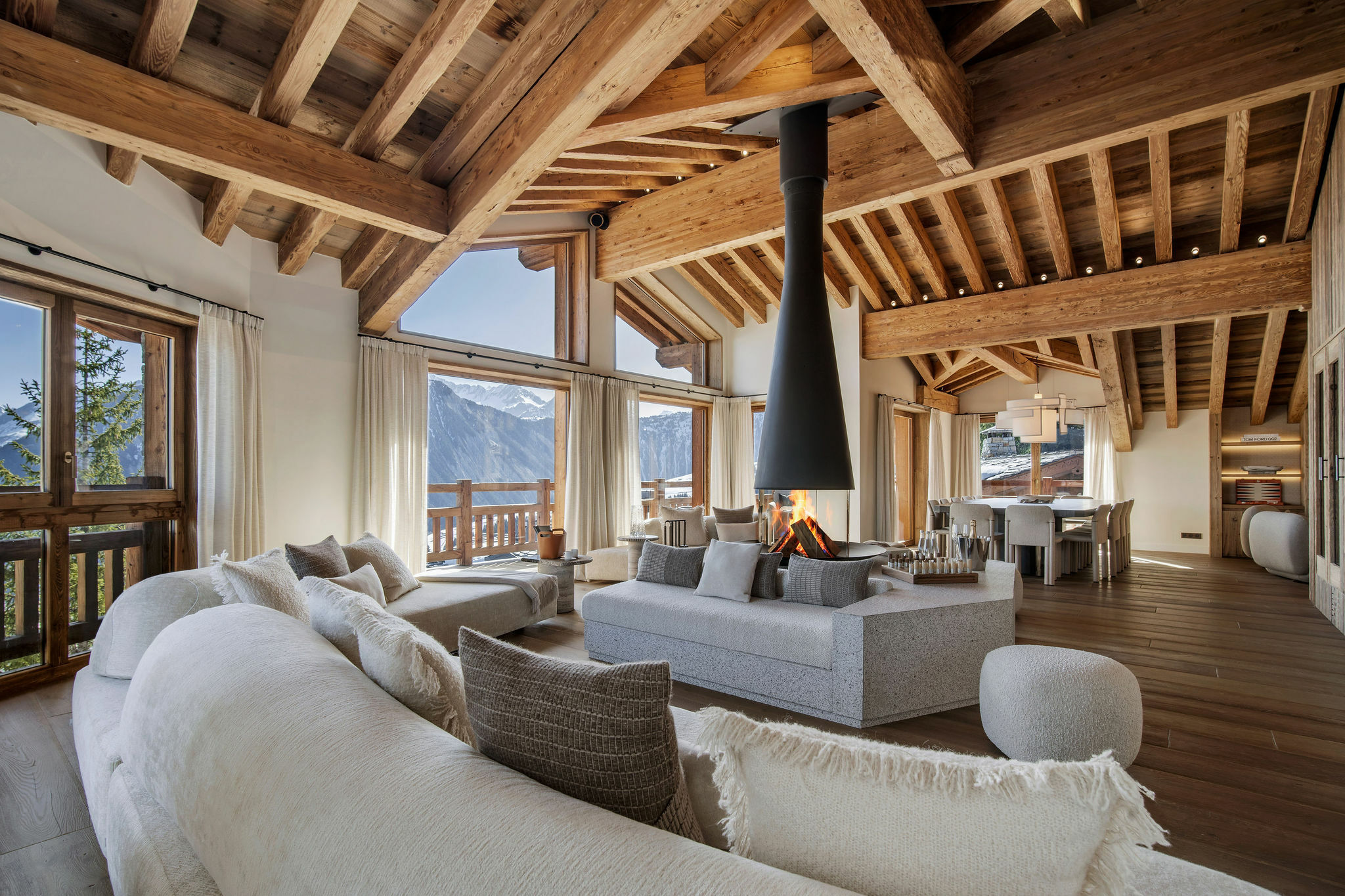 Chalet Moon