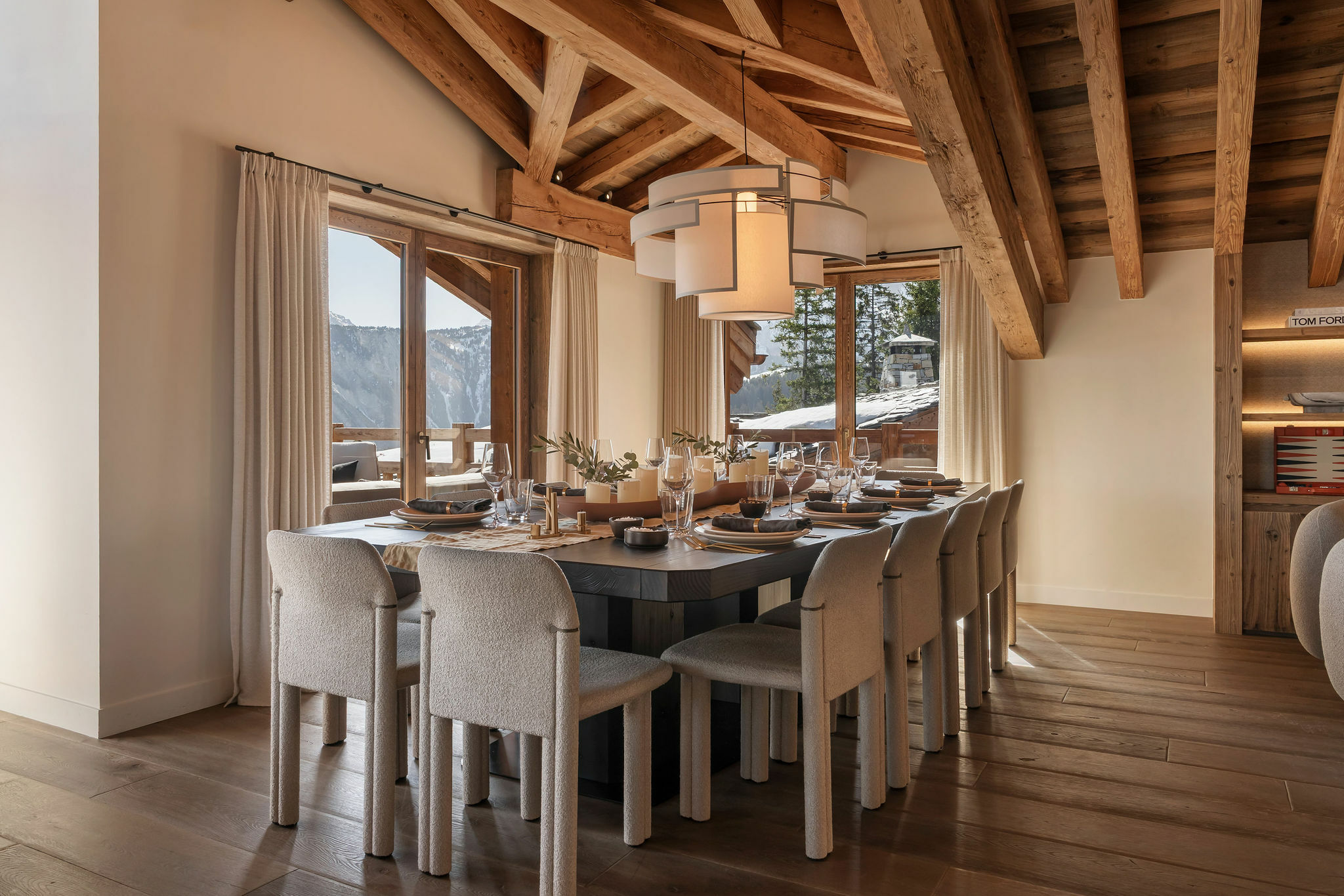 Chalet Moon