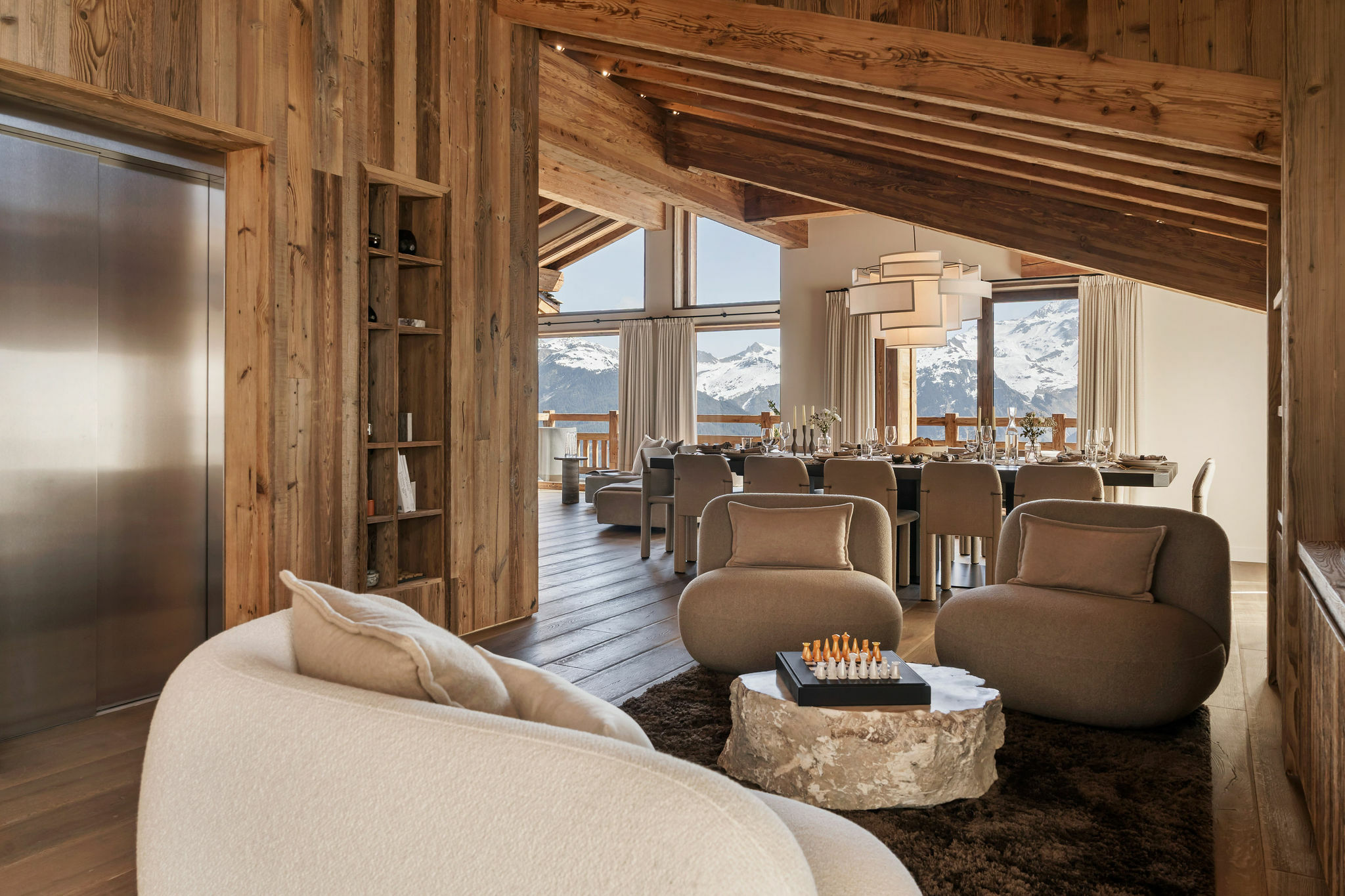 Chalet Moon